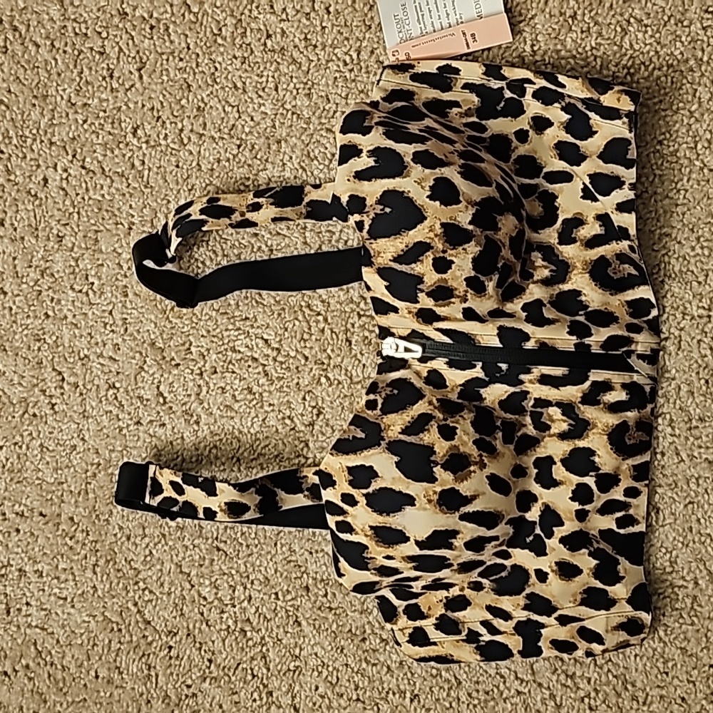 Victoria Secret sports bra knockout